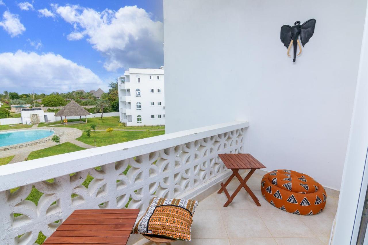 Bali House Apartamento Melinde Exterior foto